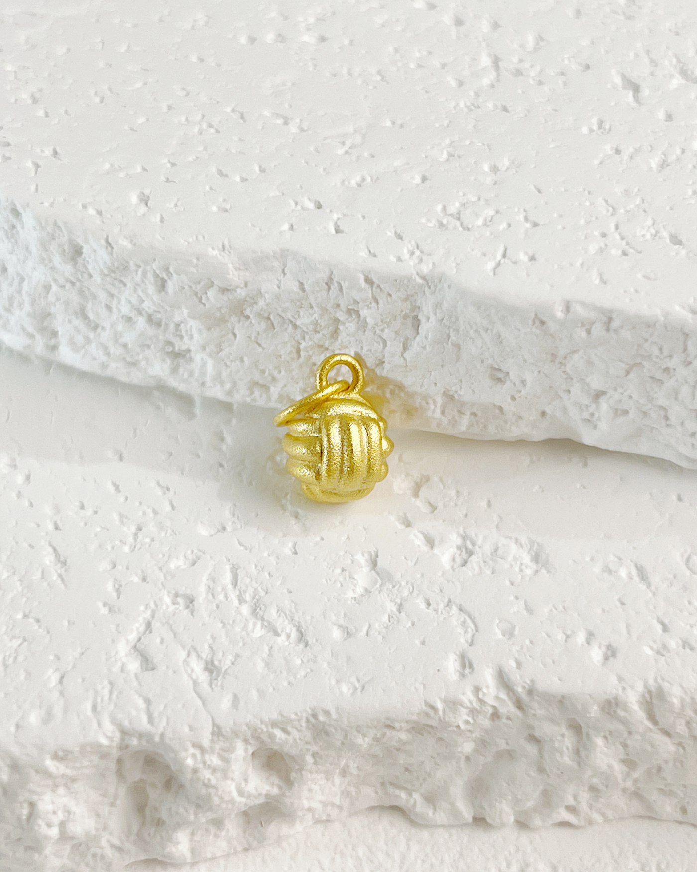 Zayne - Pear Kitty Meowgical Charm Bracelet