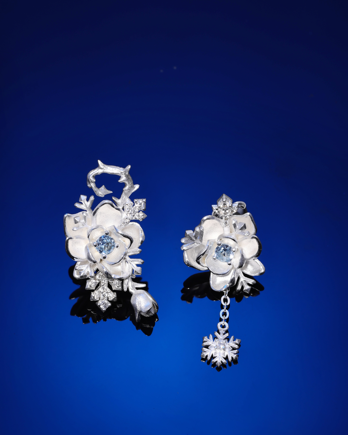 Zayne - Frosted Jasmine Earrings