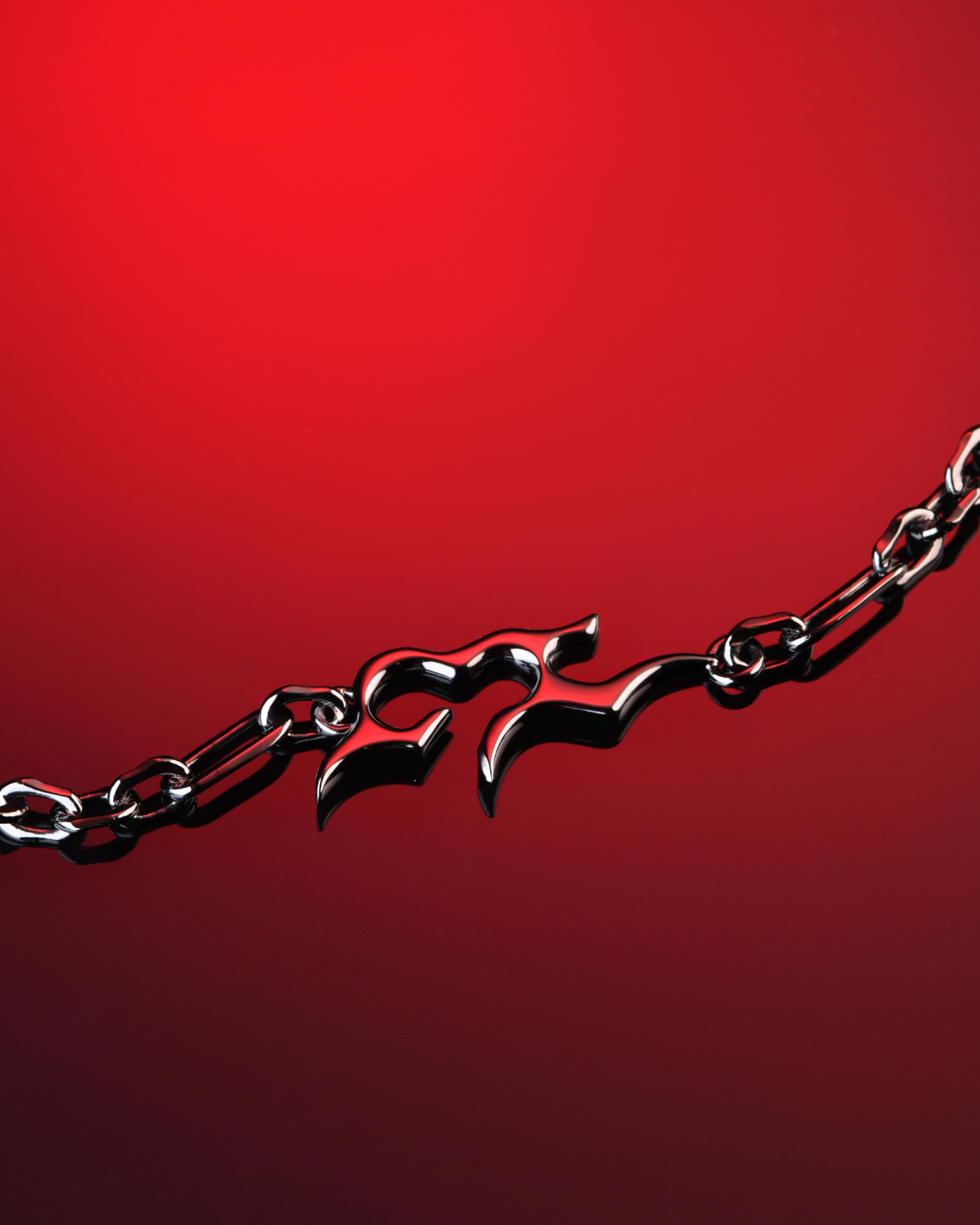 Sylus - Arrow Through Heart Necklace
