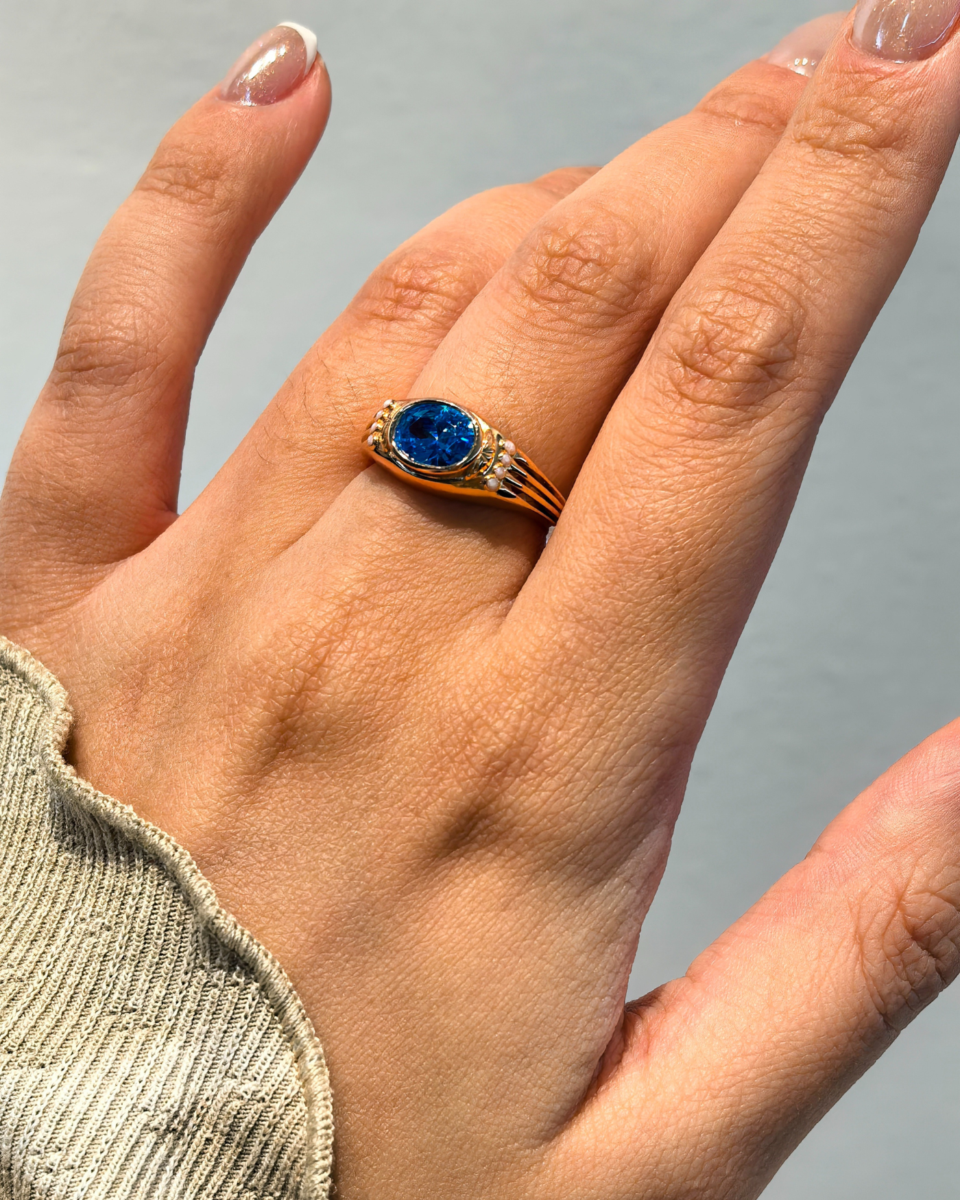 Rafayel - "Hand-Polished Gem" (Women's Ring)|Affinity 100 (Mini Edition)