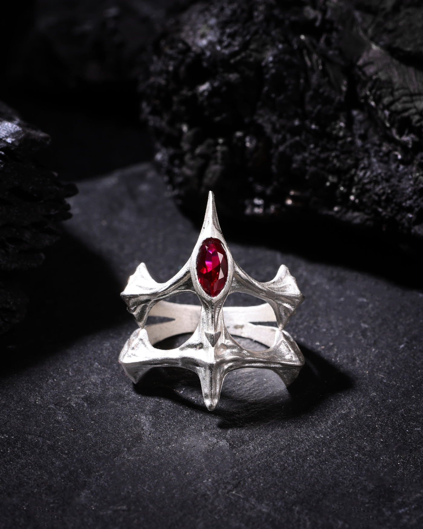 Sylus - Abysm Dragon Spine Ring