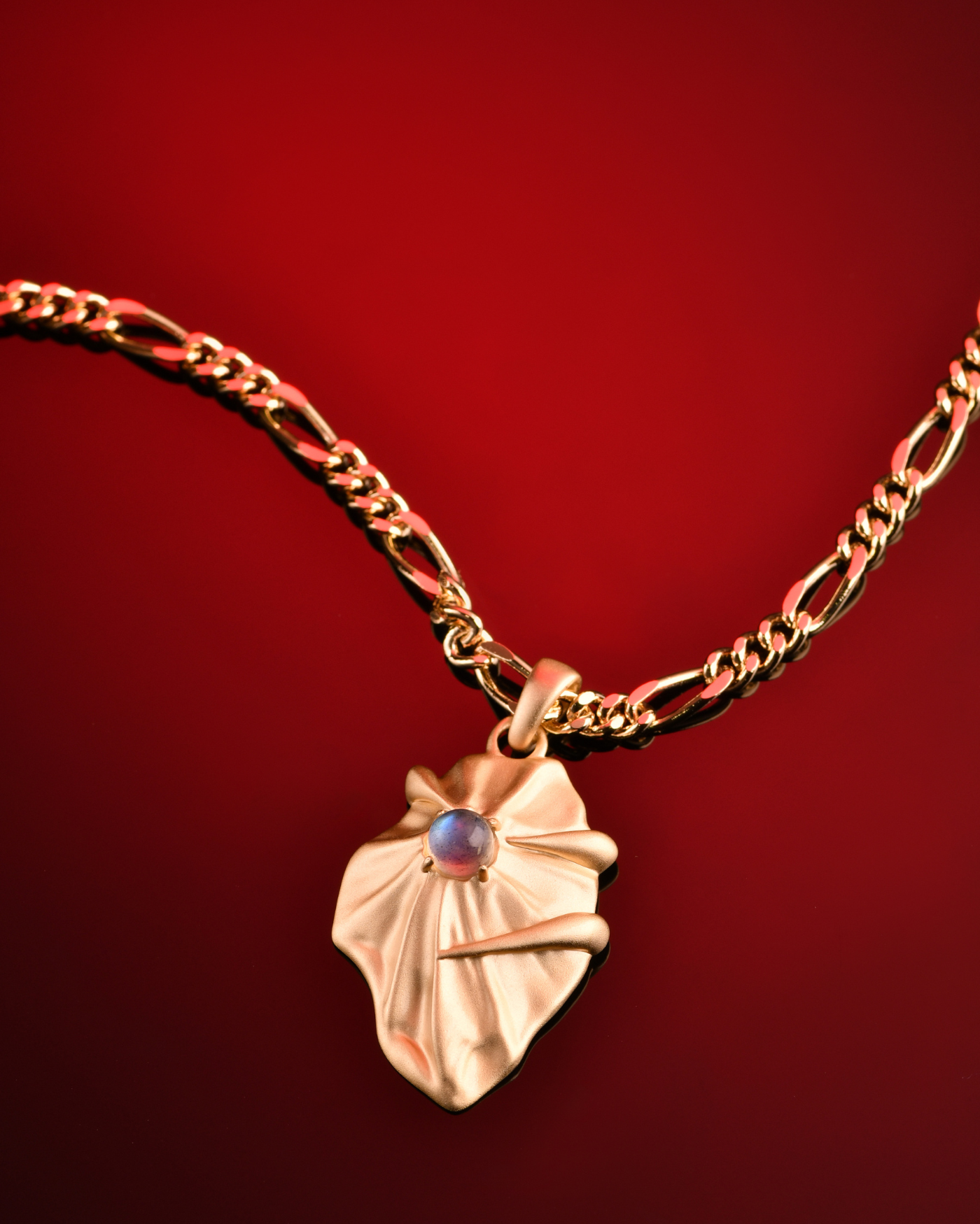 Heartclaw Necklace - Matte Edition