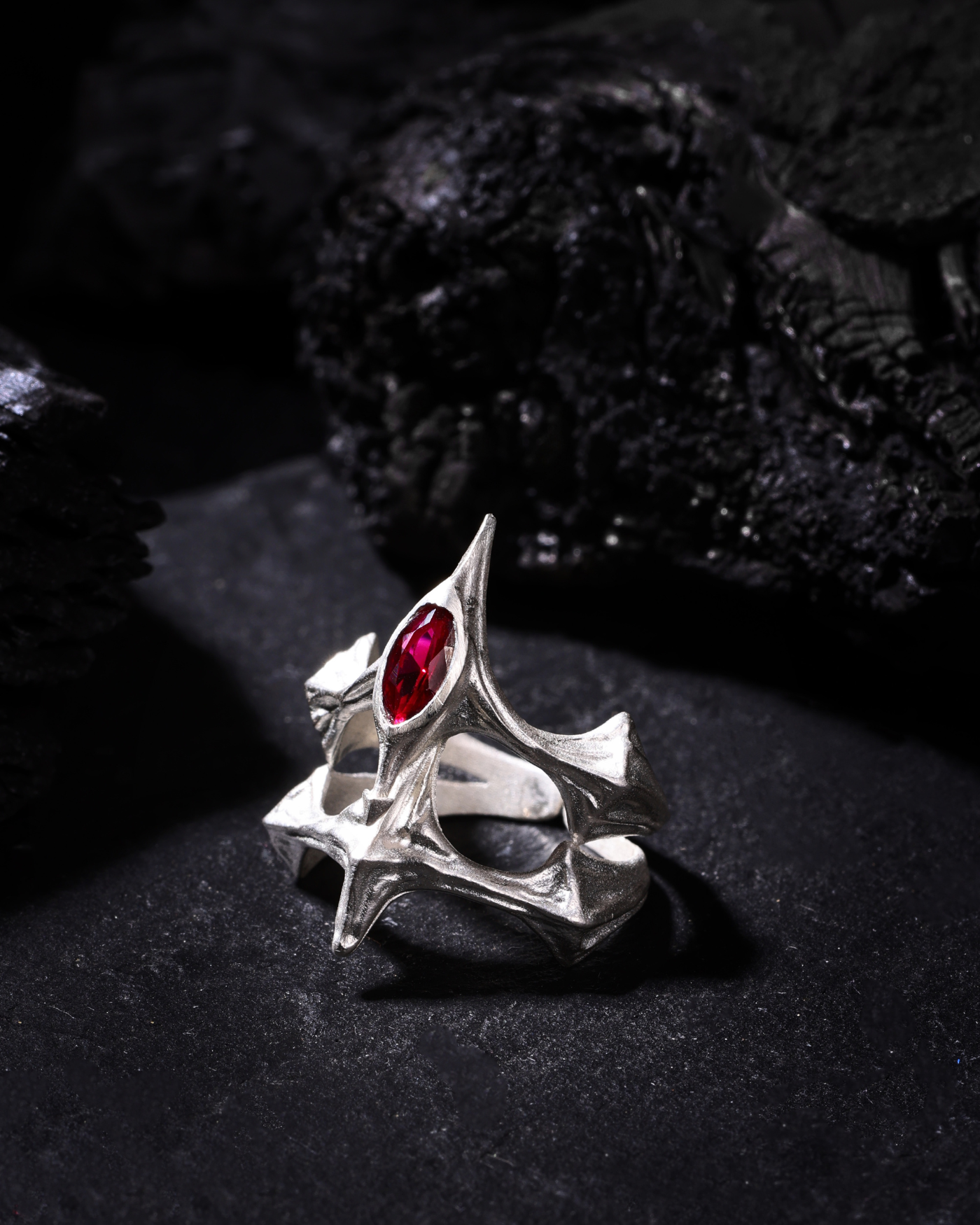 Sylus - Abysm Dragon Spine Ring