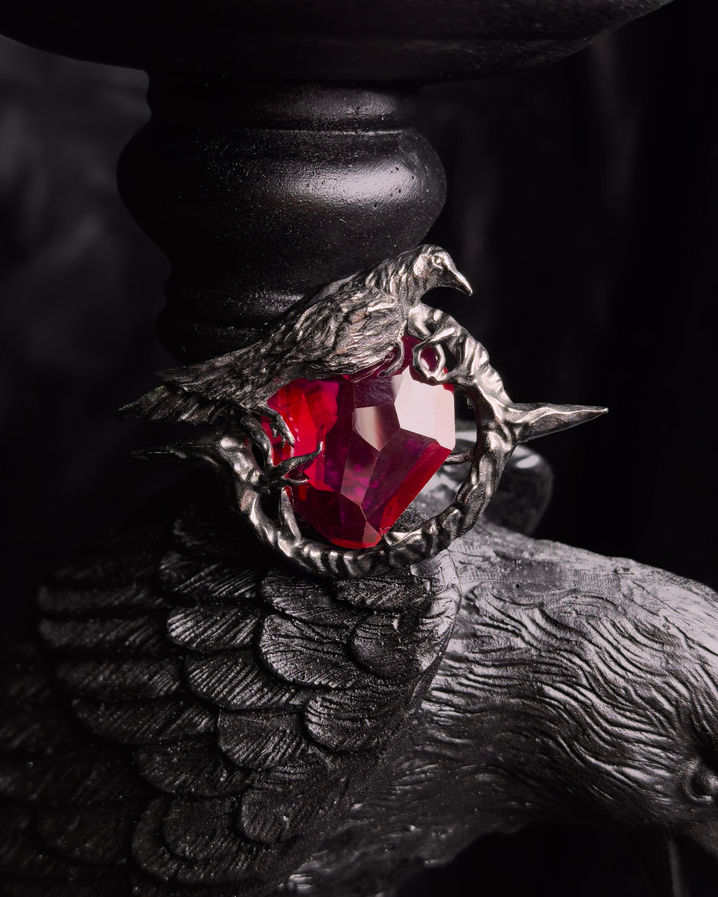 Sylus – N109 Pass Crow Brooch