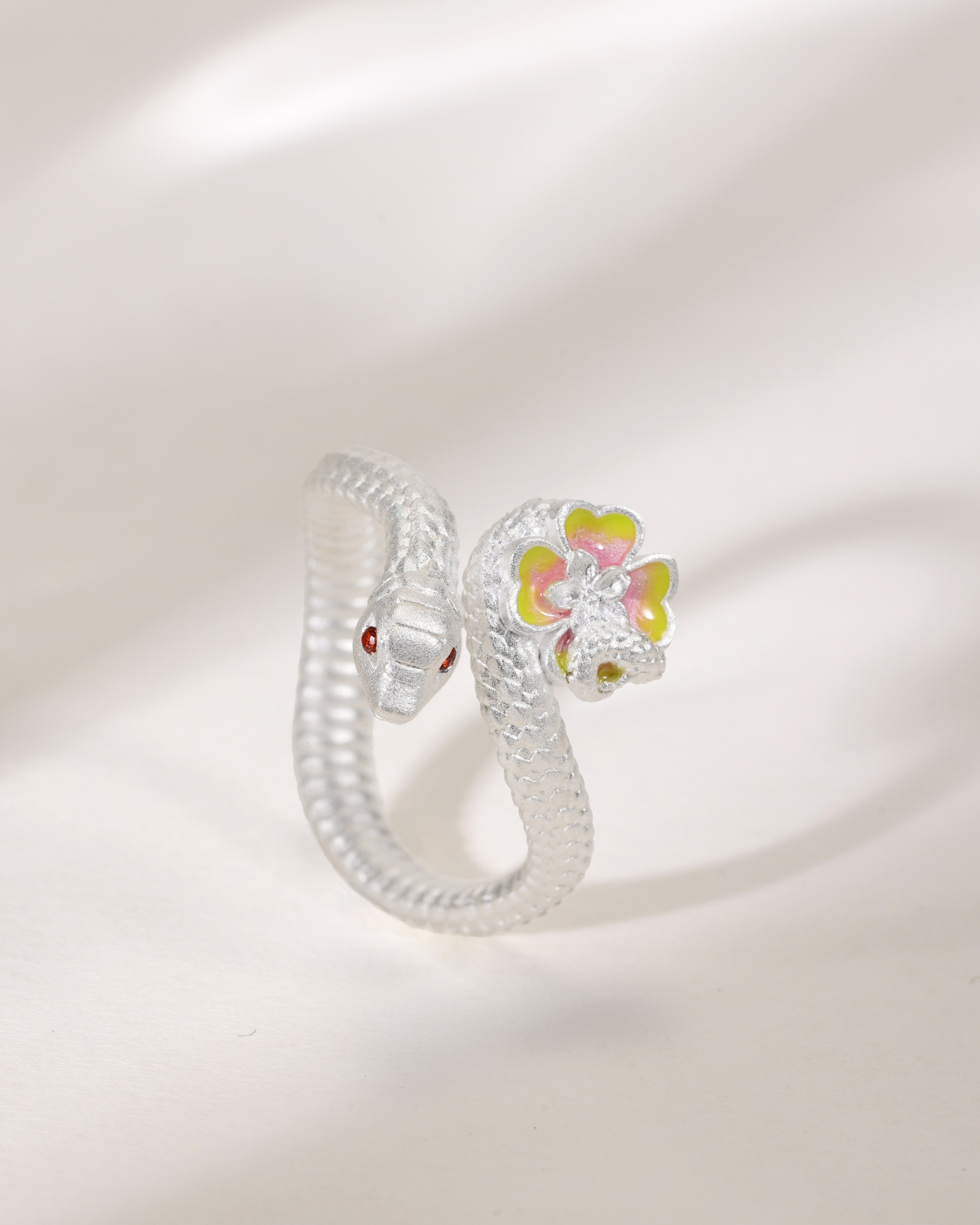 Demon Slayer - Serpent & Love Ring