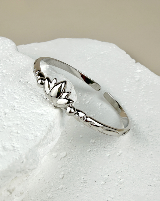 Frieren - Mirrored Lotus Bracelet | Brass Edition