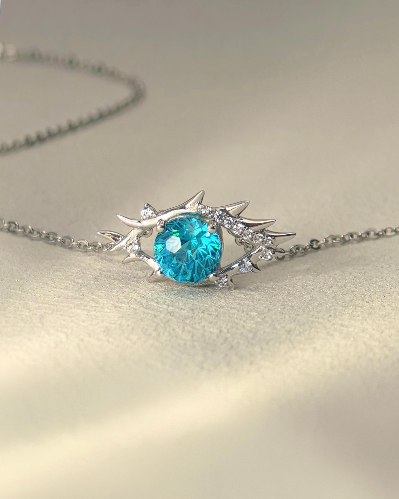 Jujutsu Kaisen - Gojo Six Eyes Necklace