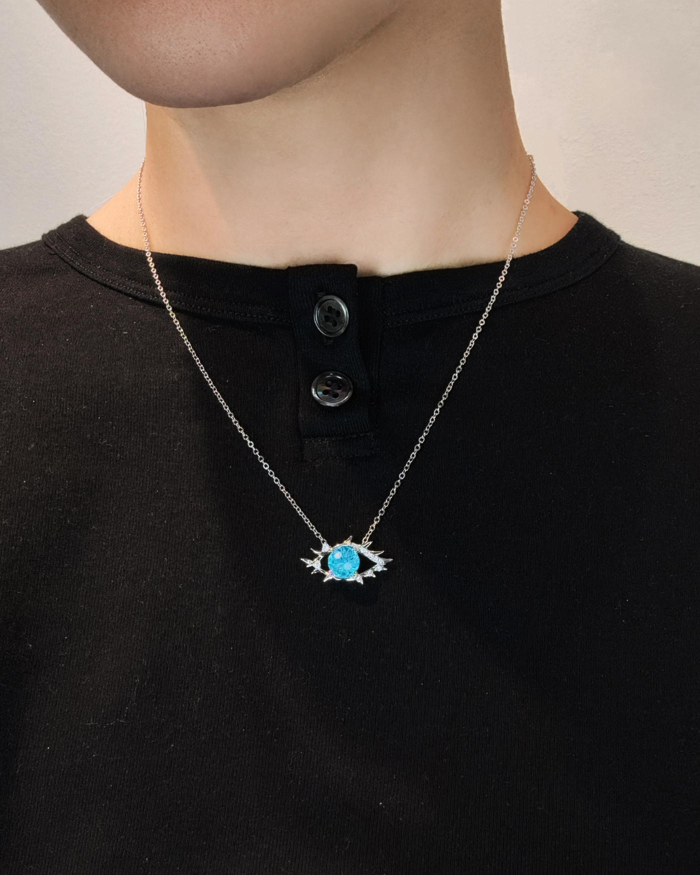 Jujutsu Kaisen - Gojo Six Eyes Necklace