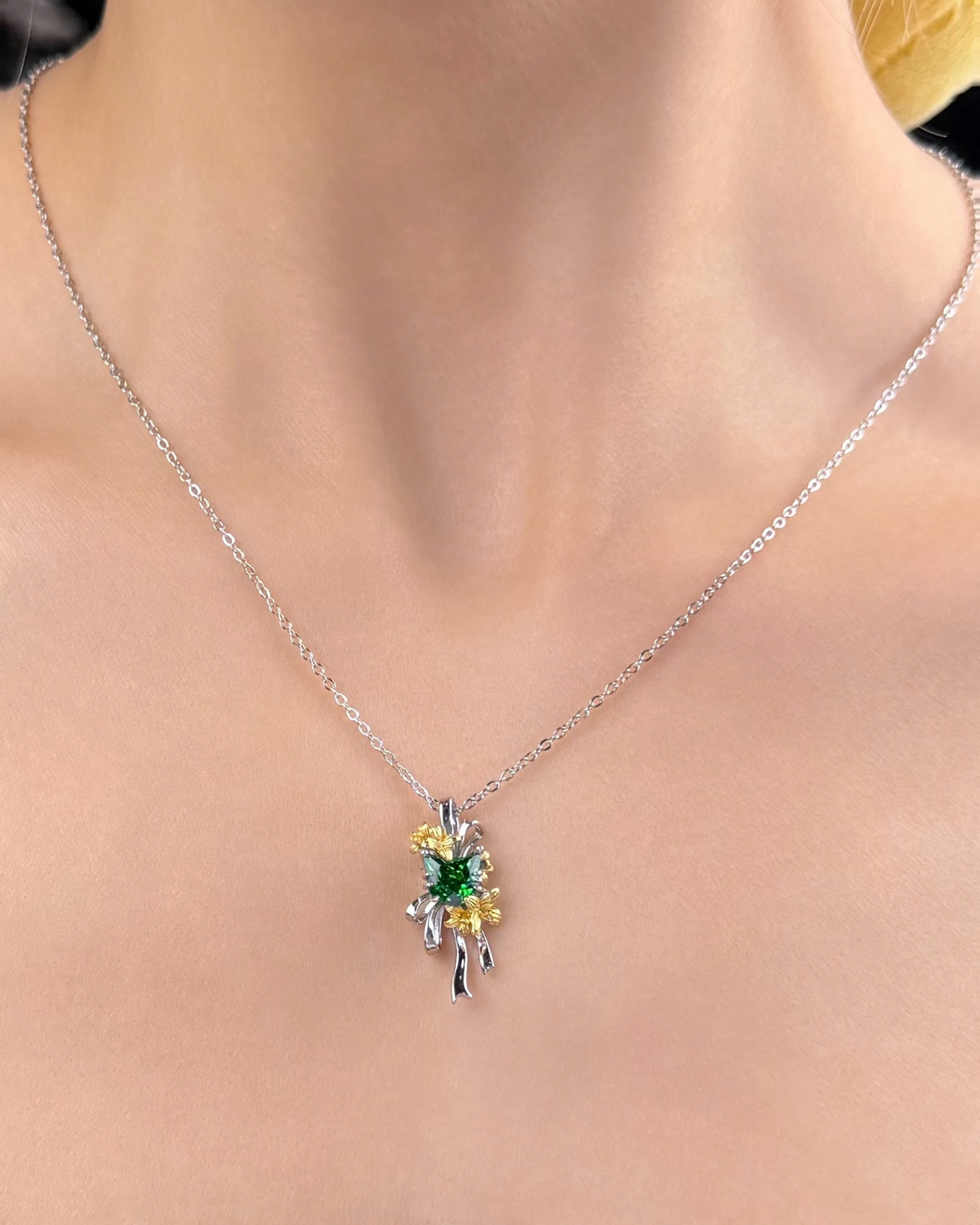 Maomao - Ribbon Necklace