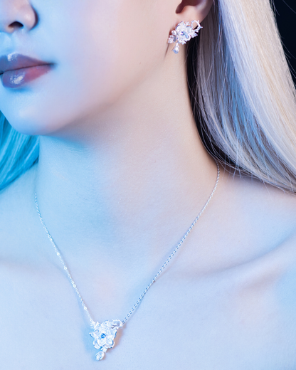 Zayne - Frosted Jasmine Earrings