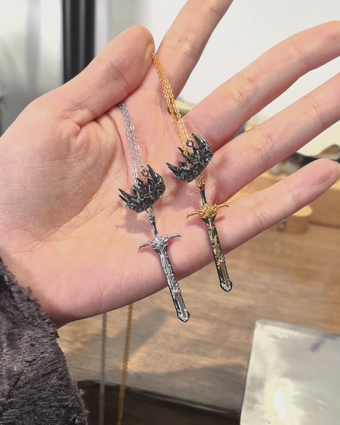 Xavier - King of Darknight Necklace – VELNIC STUDIO