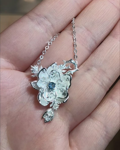 Zayne - Frosted Jasmine Necklace
